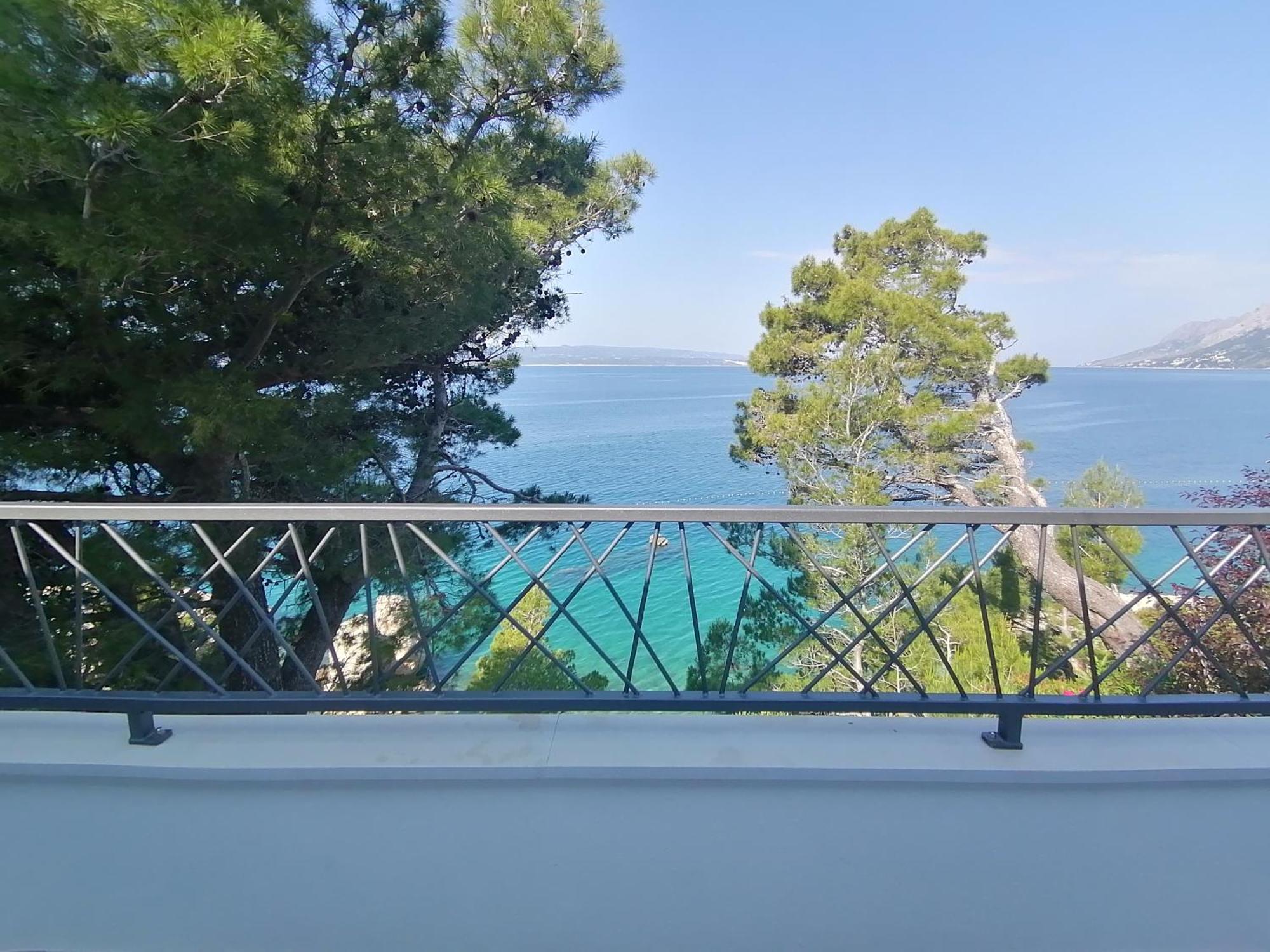 Mares - 20 M From The Appartement *