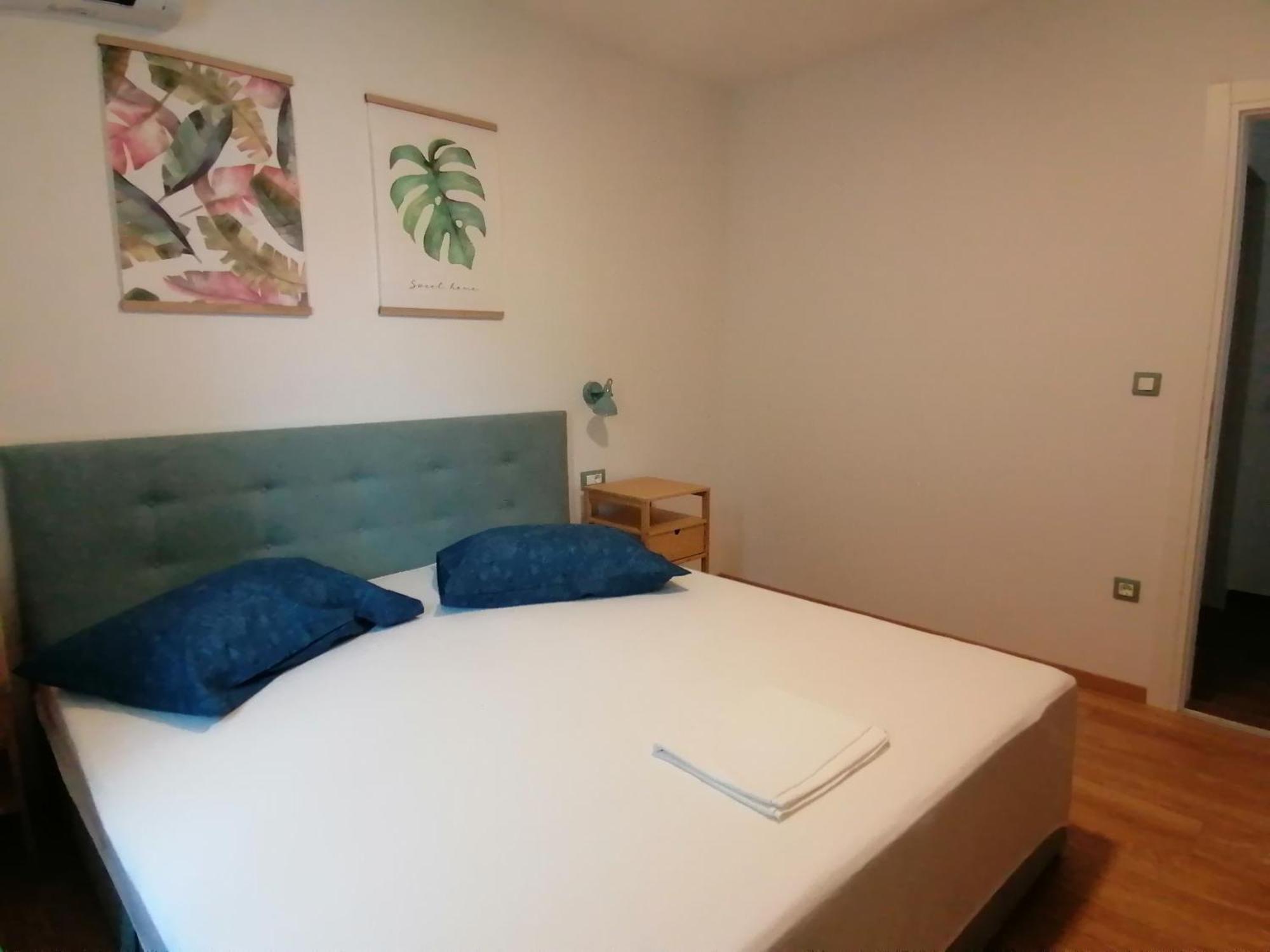 Appartement Mares - 20 M From The *