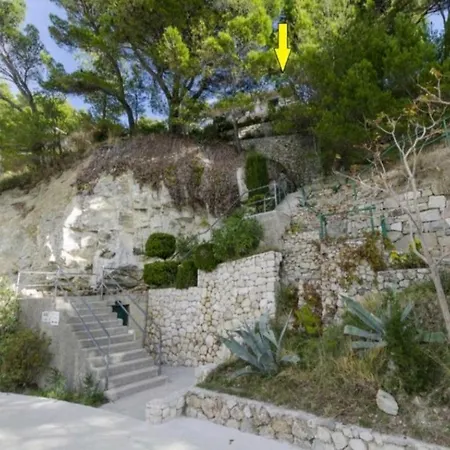 Apartmani Mares - 20 M From The Beach Brela Exterior photo